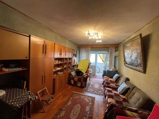 De vanzare apartament, 3 camere, in Sector 3, zona Alba Iulia