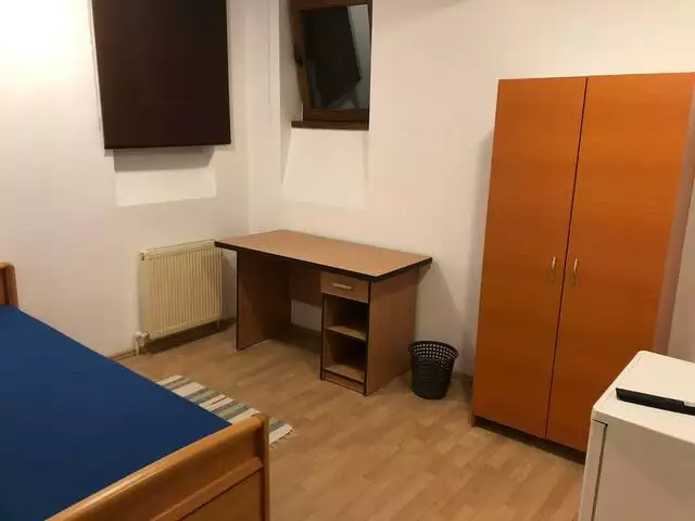 Vanzare apartament, 7 camere, in Sector 3, zona Calea Calarasilor
