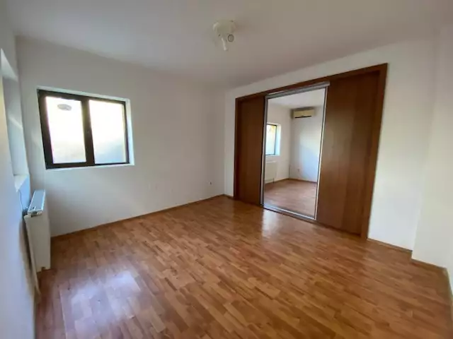 Vanzare apartament, 3 camere, in Sector 3, zona Piata Alba Iulia