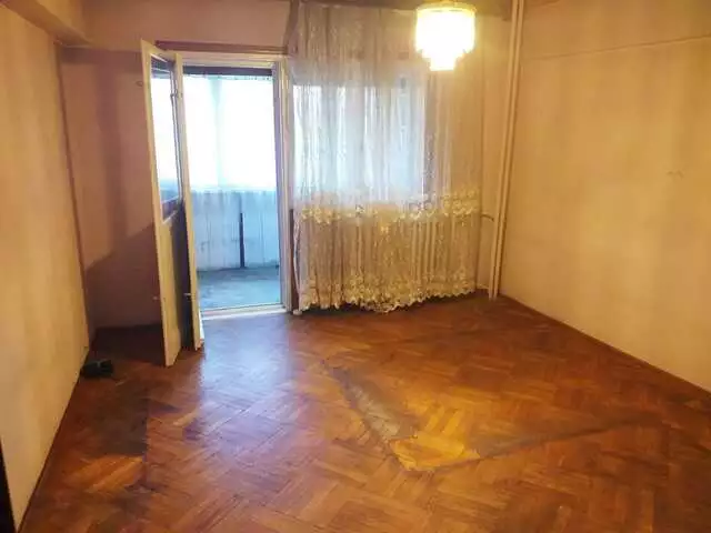 Vanzare apartament, 4 camere, in Sector 1, zona Banu Manta