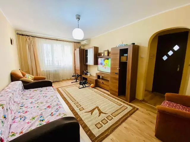 Vanzare apartament, 3 camere, in Sector 2, zona Mosilor