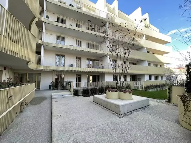 Se vinde apartament, 2 camere, in Sector 3, zona Unirii (S3)