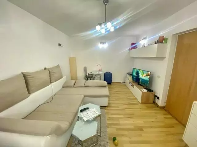 Se vinde apartament, 2 camere, in Sector 4, zona Tineretului