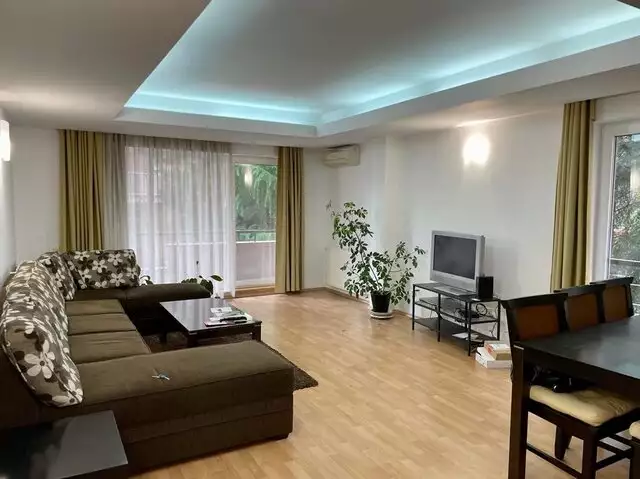 De vanzare apartament, 4 camere, in Sector 1, zona Herastrau