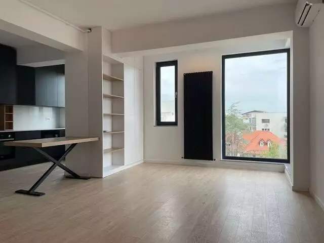 Se vinde apartament, 3 camere, in Sector 2, zona Eminescu