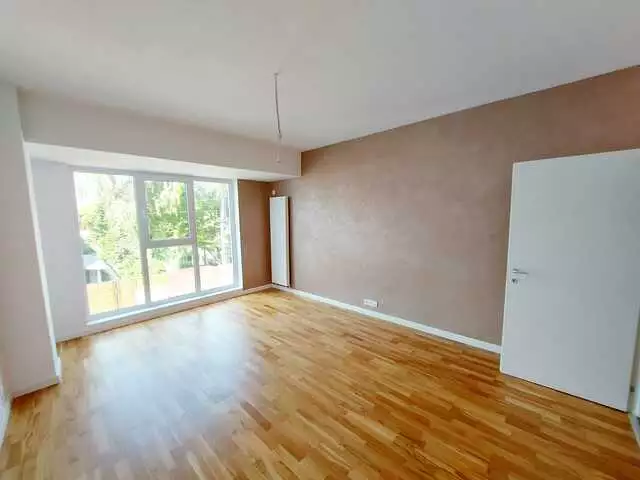 De vanzare apartament, 3 camere, in Sector 2, zona Eminescu