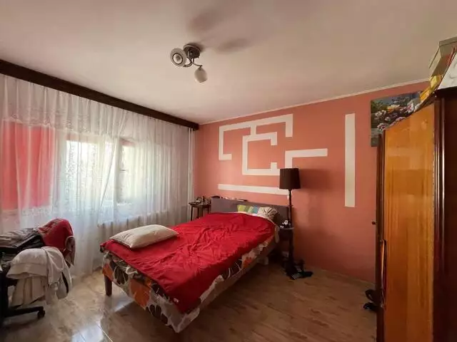 Vanzare apartament, 4 camere, in Sector 3, zona Unirii (S3)