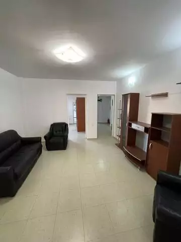 Vanzare apartament, 4 camere, in Sector 1, zona Romana