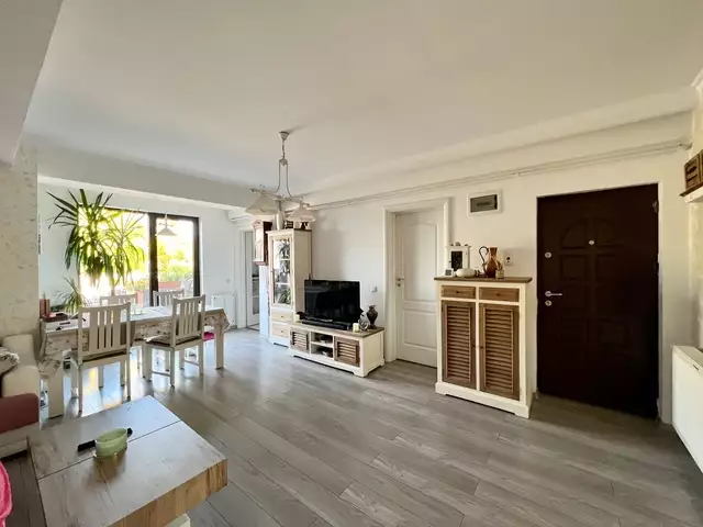 Se vinde apartament, 4 camere, in Sector 1, zona Bucurestii Noi