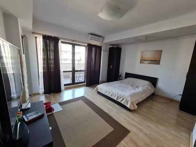 Vanzare apartament, o camera, in Sector 1, zona Jiului