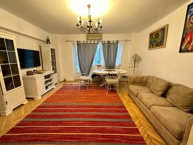 De vanzare apartament, 3 camere, in Sector 5, zona Kogalniceanu