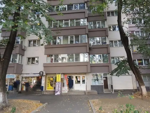 Se vinde apartament, 3 camere, in Sector 6, zona Gorjului