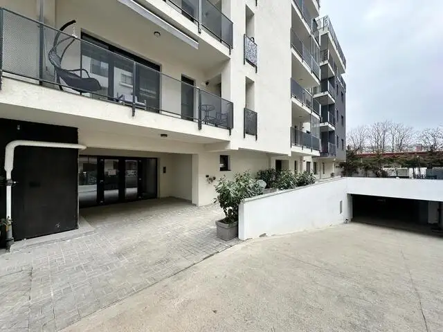 Vanzare apartament, 3 camere, in Sector 6, zona Lujerului