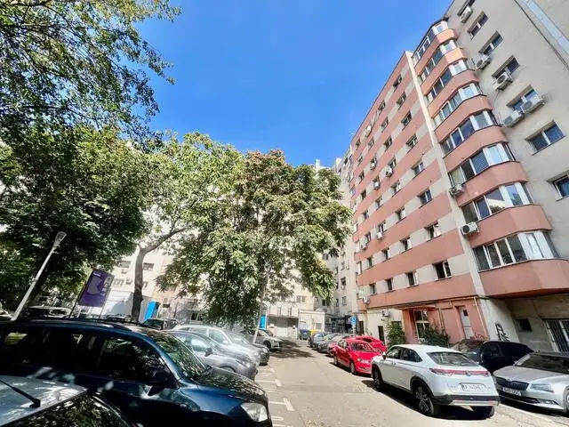 Se vinde apartament, 4 camere, in Sector 2, zona Eminescu