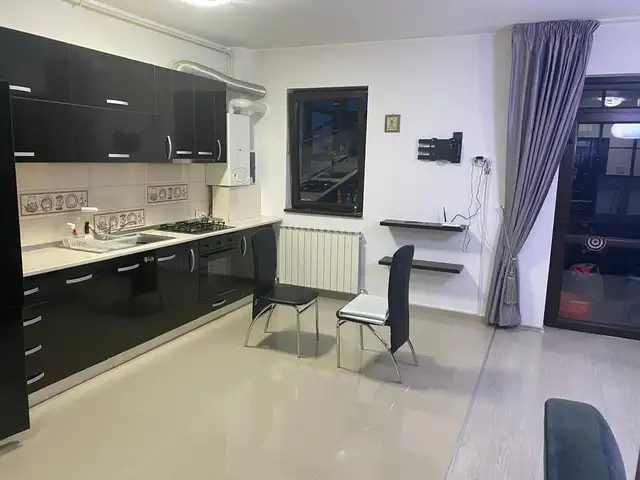 Vanzare apartament, 2 camere, in Est, zona Dobroesti