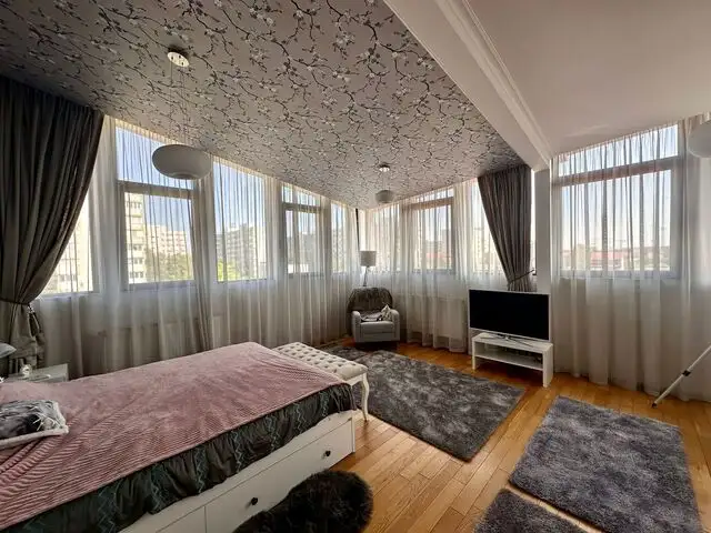 Se vinde apartament, 7 camere, in Sector 1, zona Bucurestii Noi