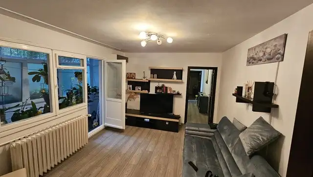 De vanzare apartament, 3 camere, in Sector 6, zona Lujerului