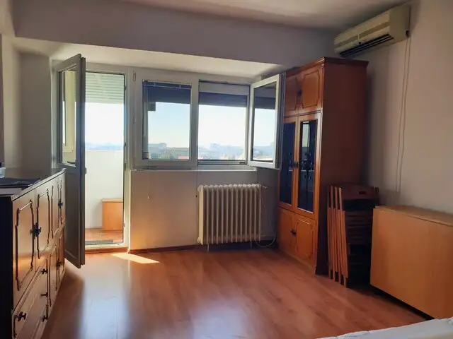 Vanzare apartament, o camera, in Sector 1, zona Piata Victoriei