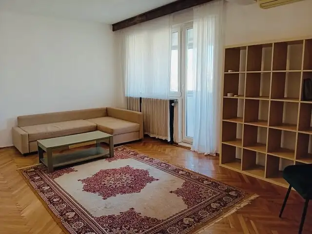 De vanzare apartament, 2 camere, in Sector 3, zona Piata Unirii (S3)