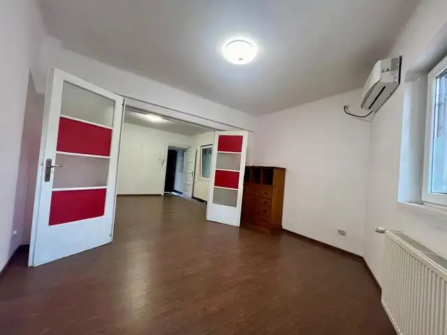 De vanzare apartament, 2 camere, in Sector 2, zona Dacia