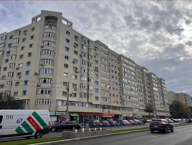 De vanzare apartament, 2 camere, in Sector 4, zona Berceni