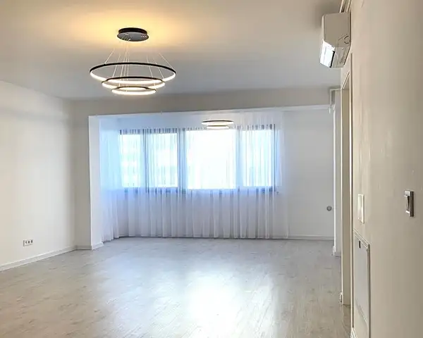 De vanzare apartament, 2 camere, in Sector 1, zona Pipera