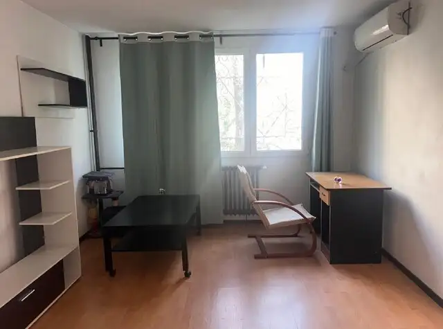 Vanzare apartament, o camera, in Sector 6, zona Drumul Taberei