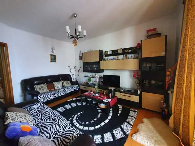 Se vinde apartament, 3 camere, in Sector 5, zona 13 Septembrie