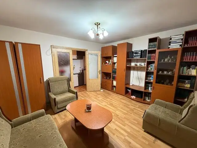 Vanzare apartament, 3 camere, in Sector 6, zona Drumul Taberei