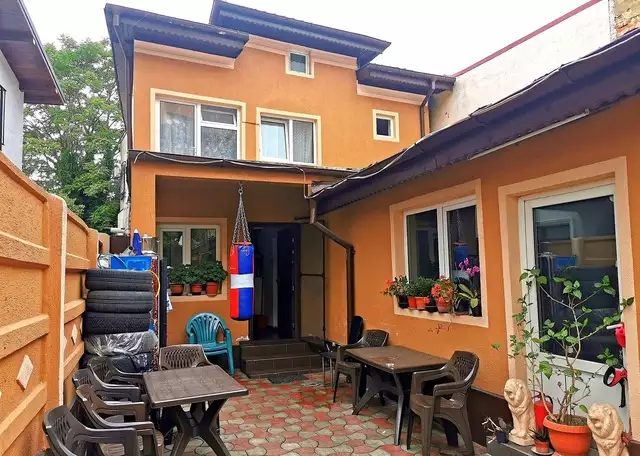 Vanzare casa, 5 camere, in Sector 4, zona Brancoveanu
