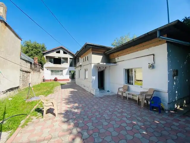 Se vinde casa, 5 camere, in Sector 1, zona Bucurestii Noi