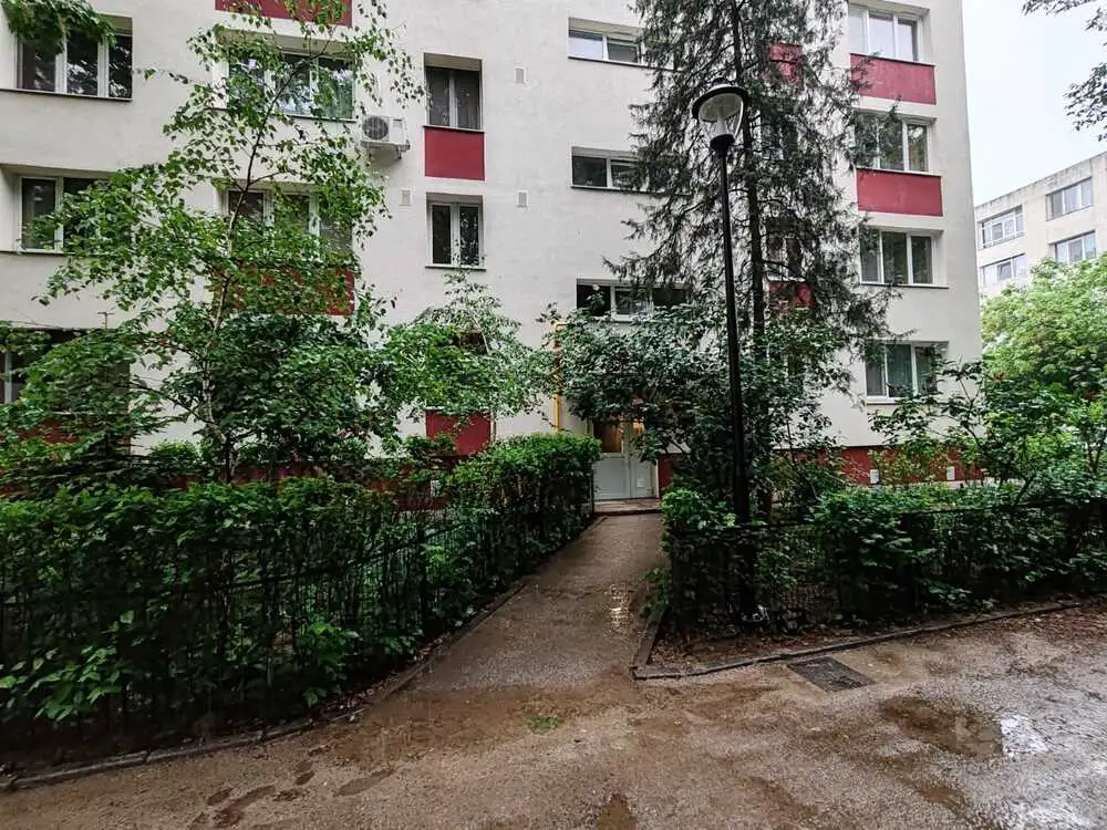 Vanzare apartament, 3 camere, in Sector 4, zona Berceni
