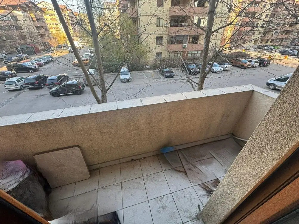 Vanzare apartament, 2 camere, in Sud, zona Bragadiru