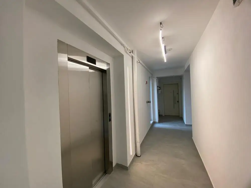 De vanzare apartament, 3 camere, in Sector 1, zona Straulesti