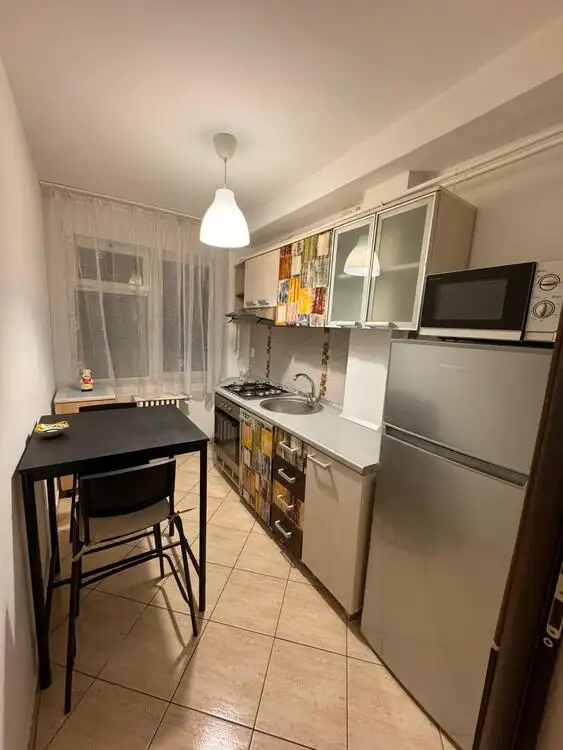 Vanzare apartament, 2 camere, in Sector 1, zona Piata Romana