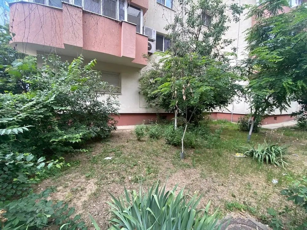 Se vinde apartament, 4 camere, in Sector 3, zona Nerva Traian