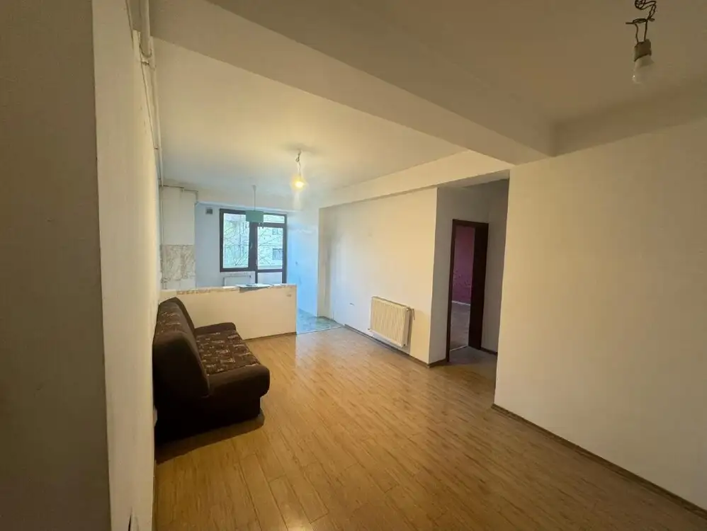 Vanzare apartament, 2 camere, in Sud, zona Bragadiru