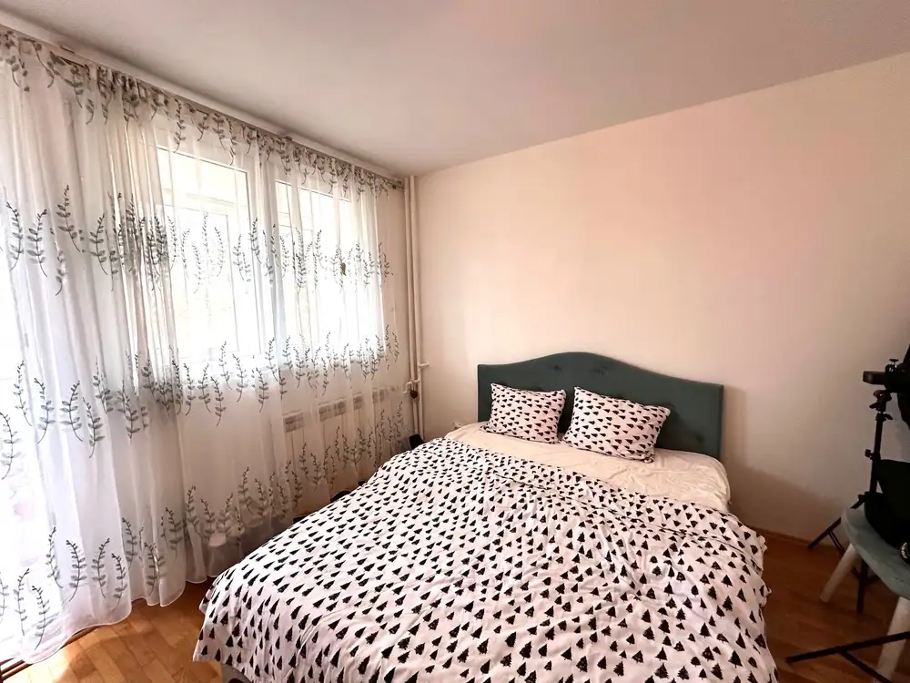 Vanzare apartament, 2 camere, in Sector 4, zona Tineretului