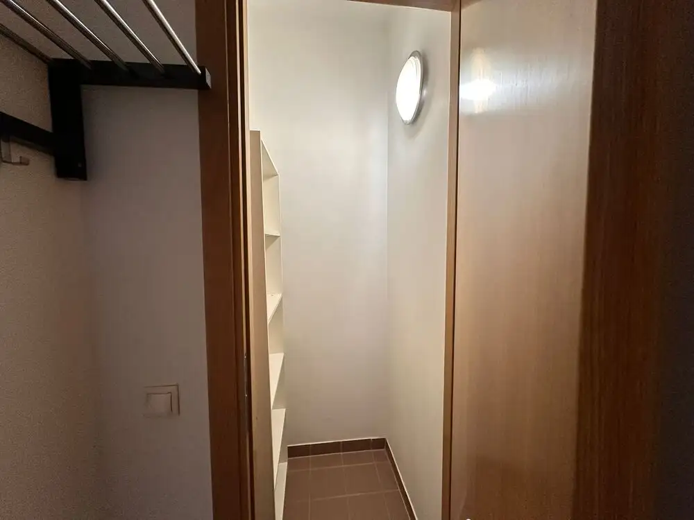 Vanzare apartament, o camera, in Sector 3, zona Splaiul Unirii (S3)