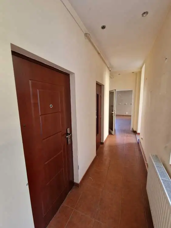 Se vinde apartament, 4 camere, in Sector 2, zona Mosilor