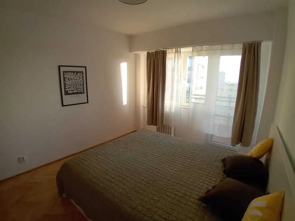 De inchiriat apartament, 3 camere, in Sector 1, zona Piata Victoriei