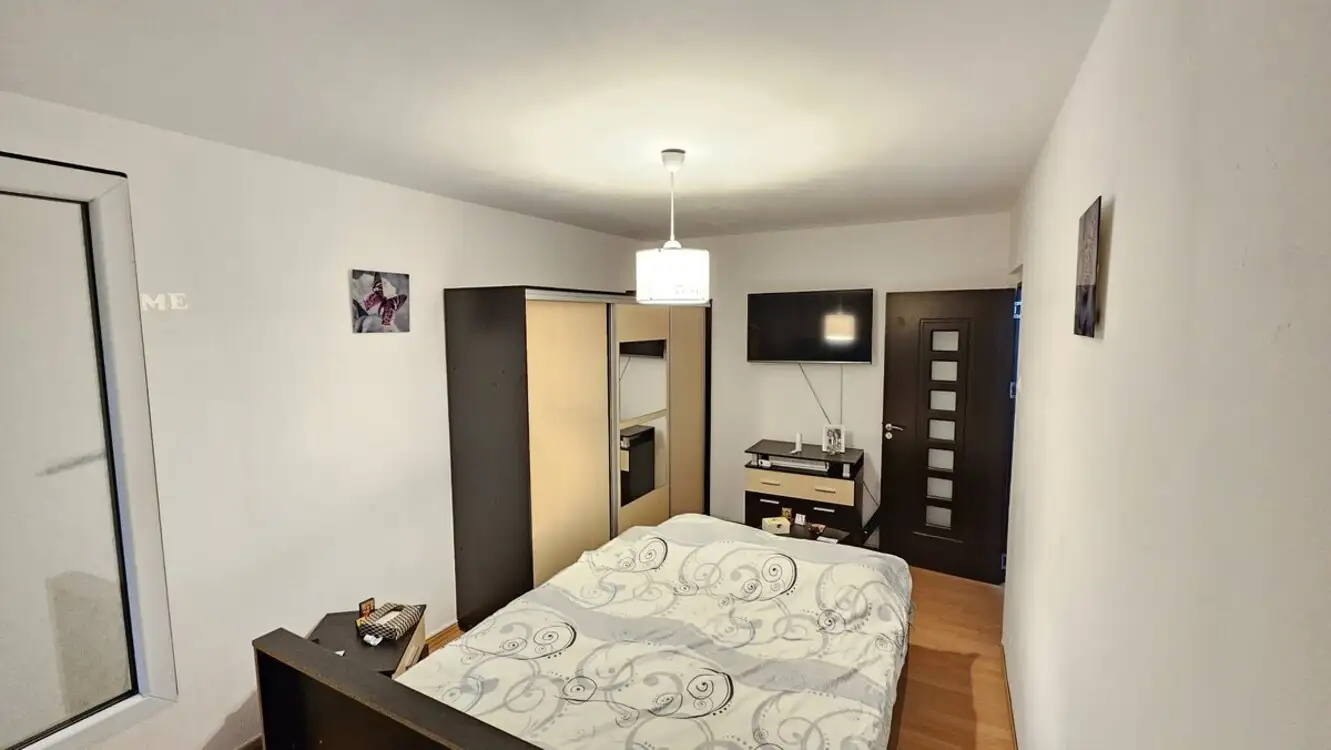 De vanzare apartament, 3 camere, in Sector 6, zona Lujerului