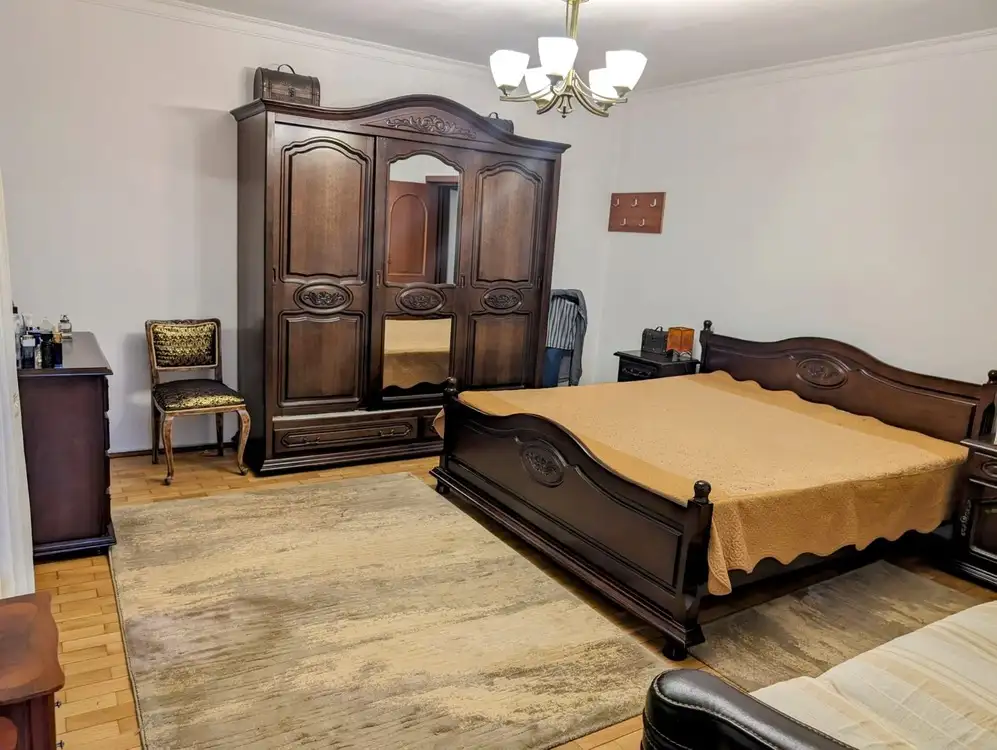 Vanzare casa, 5 camere, in Sector 1, zona Bucurestii Noi