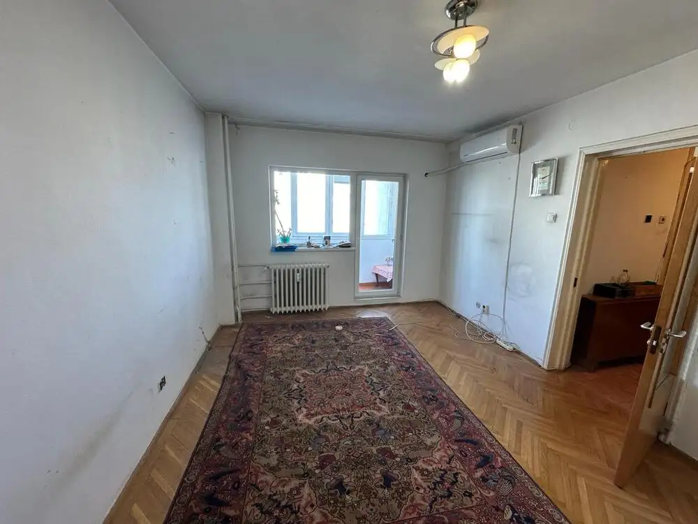 De vanzare apartament, 4 camere, in Sector 2, zona Dacia