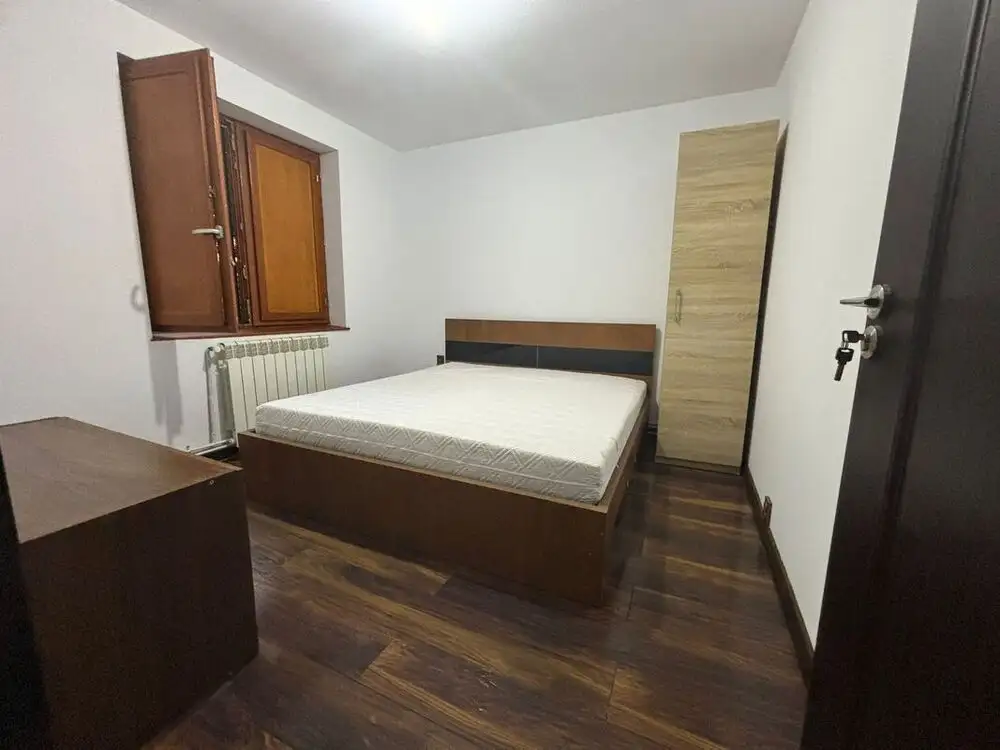 De vanzare apartament, 3 camere, in Sector 6, zona Crangasi