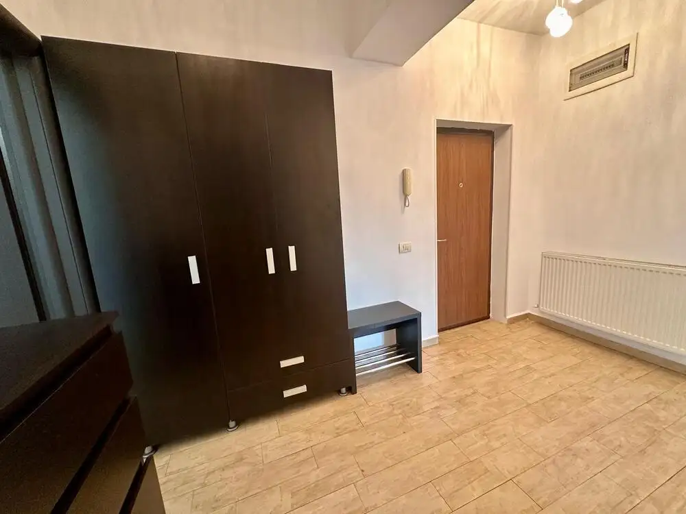 Vanzare apartament, 3 camere, in Sector 1, zona Damaroaia