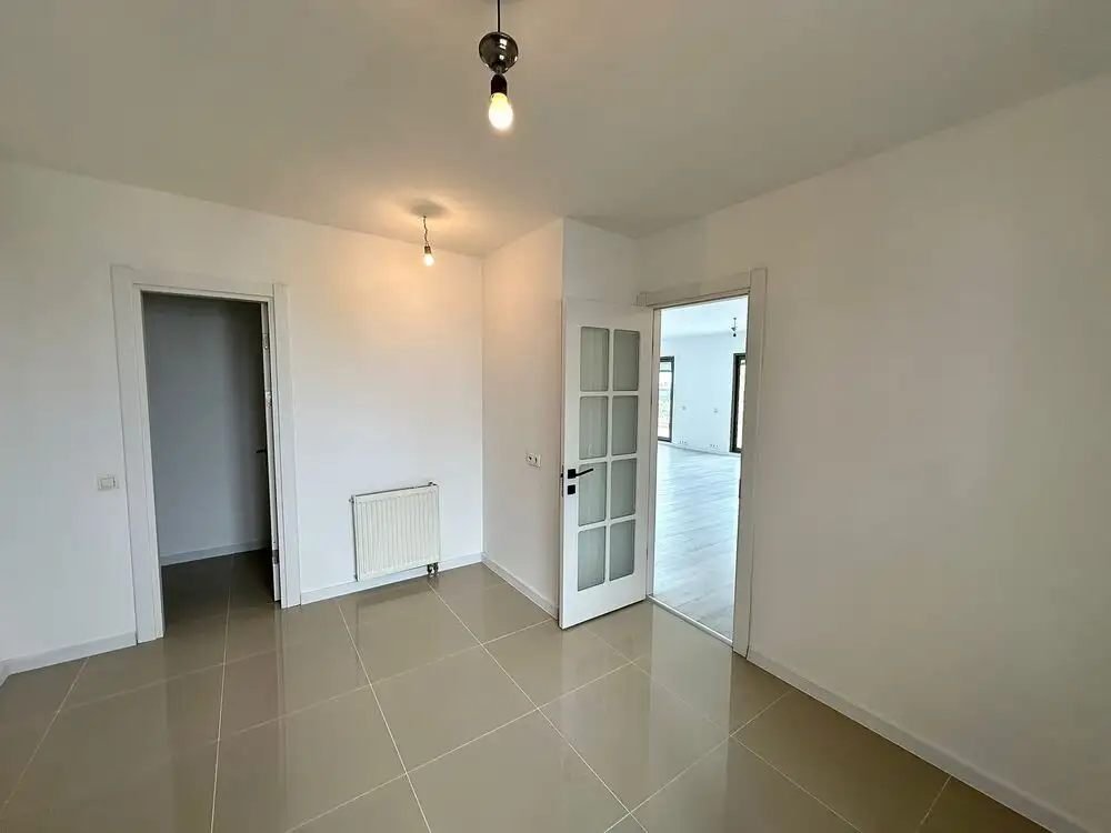 De vanzare apartament, 6 camere, in Sector 2, zona Lacul Tei