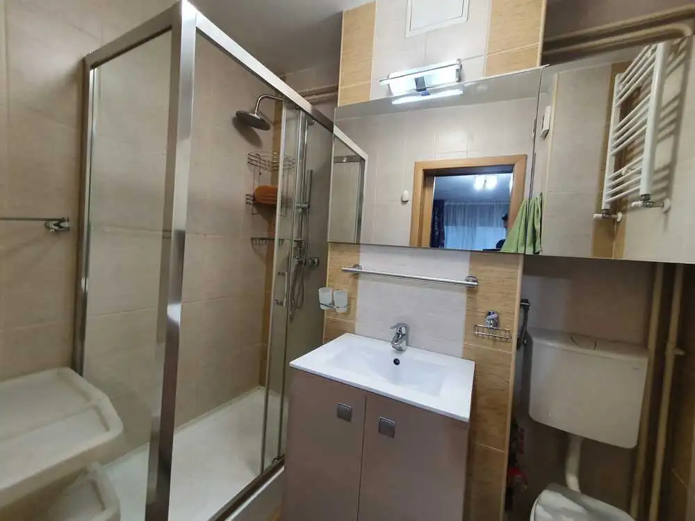 De inchiriat apartament, 3 camere, in Sector 1, zona Piata Victoriei