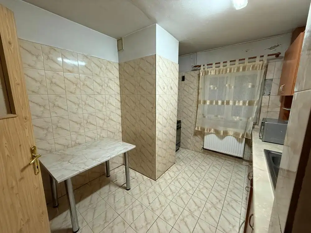 Vanzare apartament, 3 camere, in Sector 6, zona Drumul Taberei