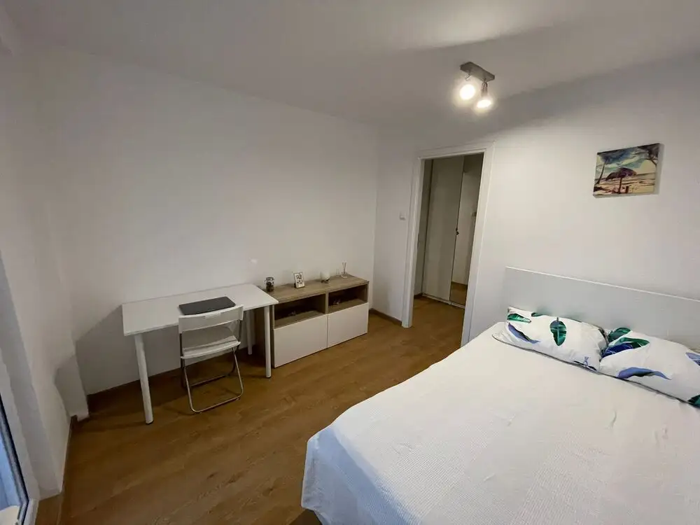 Inchiriere apartament, 3 camere, in Sector 6, zona Veteranilor